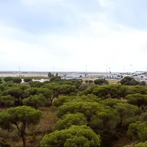 Blife Rya Private - Airport , Faro Portugal